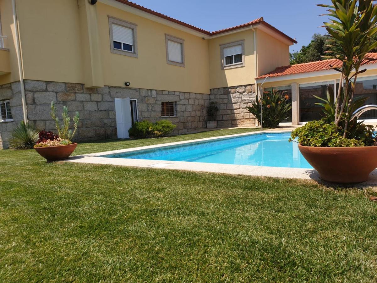 Villa Mr Alheira House Barcelos Esterno foto