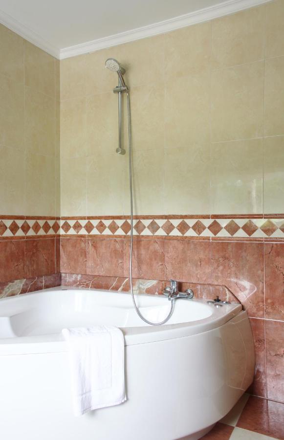 Villa Mr Alheira House Barcelos Esterno foto